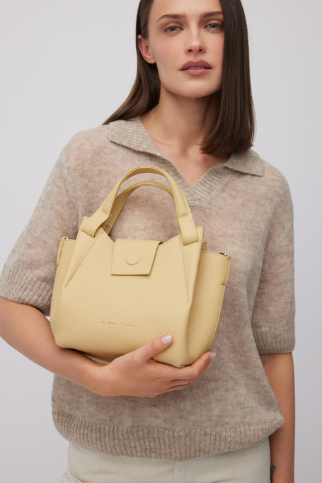 Geantă din piele de dimensiune medie galben