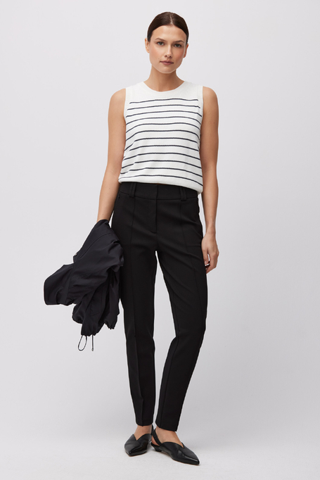 Pantaloni negri cu picior îngust negru