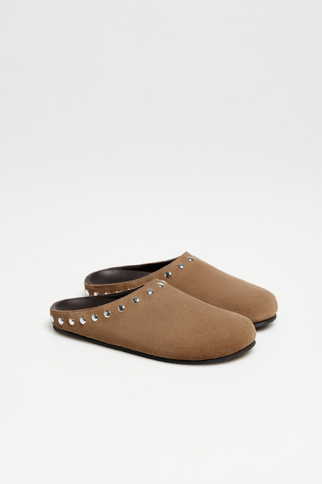 Papuci maro din piele întoarsă cu ținte - Patrizia Aryton