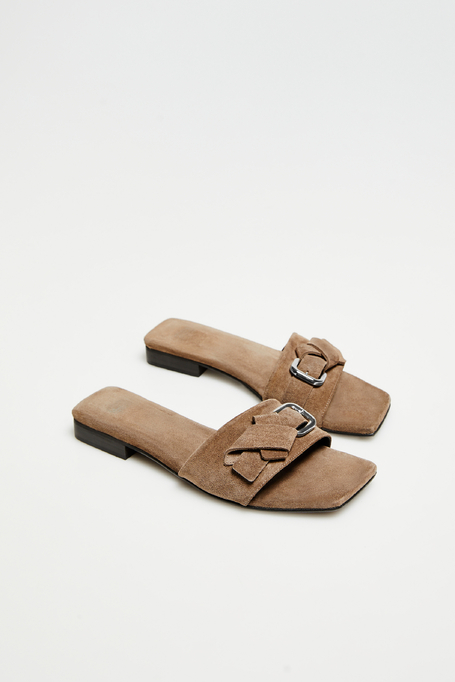 Papuci gri din piele întoarsă cu cataramă - Patrizia Aryton