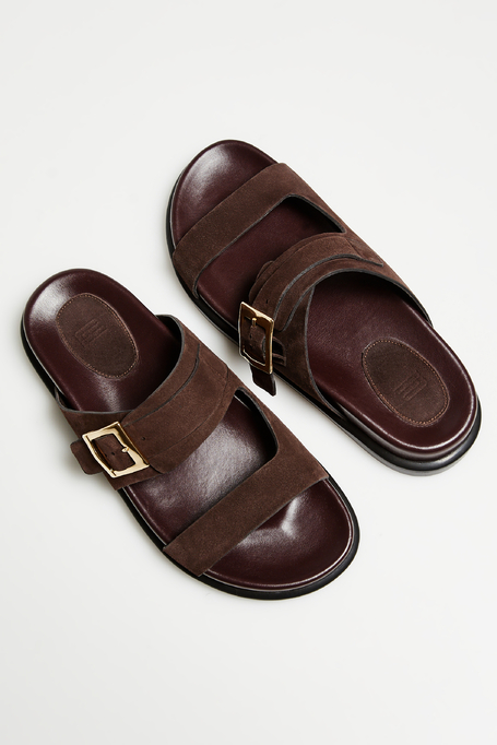 Cizme din piele maro cu cataramă