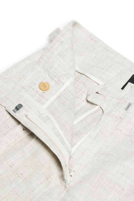 Pantaloni bej largi pentru costum