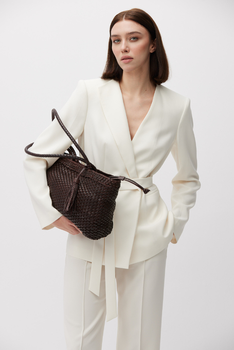 Sacou bej cu curea pentru costum