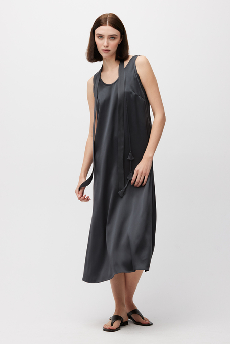 Rochie midi gri din mătase cu ciucuri