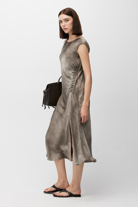 Rochie midi din mătase cu șliț