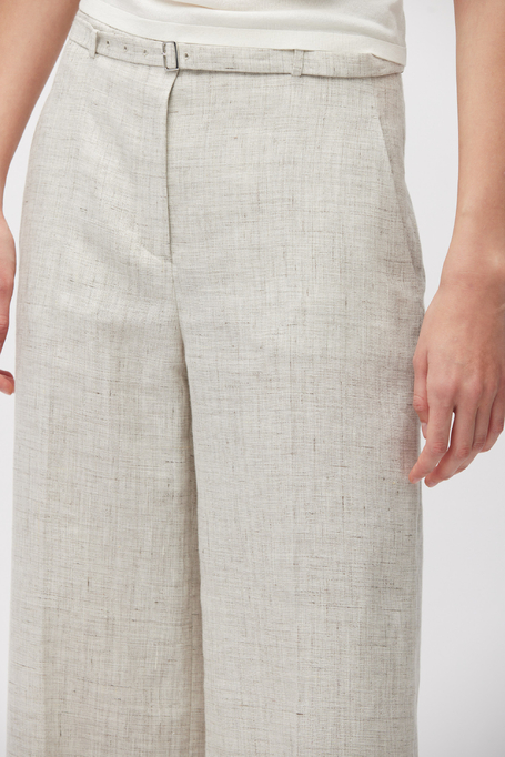 Pantaloni bej largi pentru costum