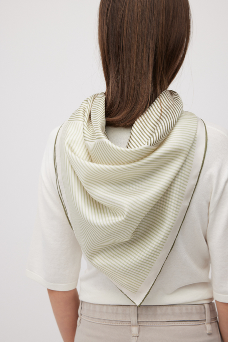 Eșarfă din mătase