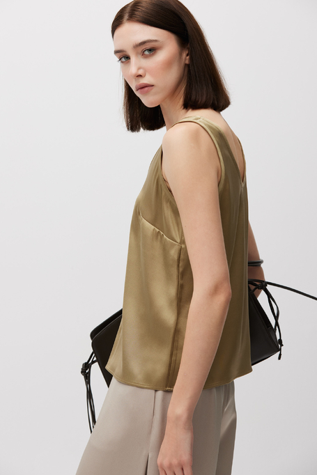 Top verde din mătase Top verde din mătase