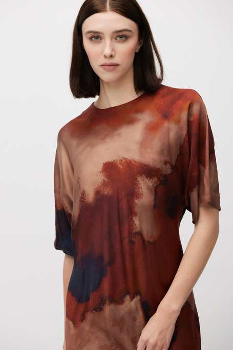 Rochie cambrată cu model din viscoză