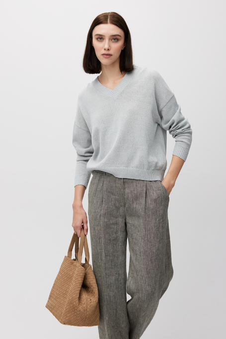 Pulover albastru deschis din bumbac și in cu decolteu în V