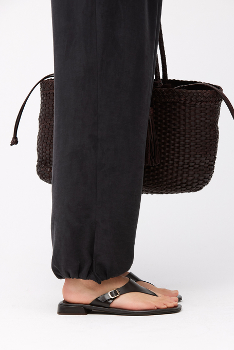 Papuci negri din piele cu toc mic