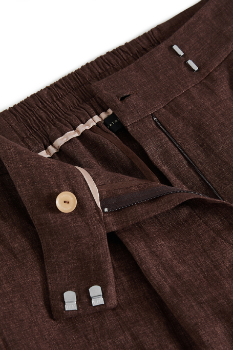 Pantaloni maro din in pentru costum