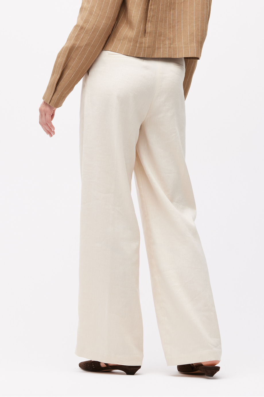 Pantaloni bej largi cu in - Patrizia Aryton Pantaloni bej largi cu in - Patrizia Aryton