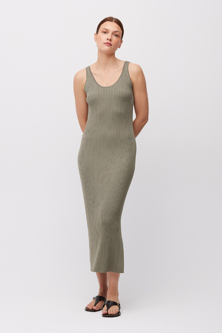 Rochie midi din tricot