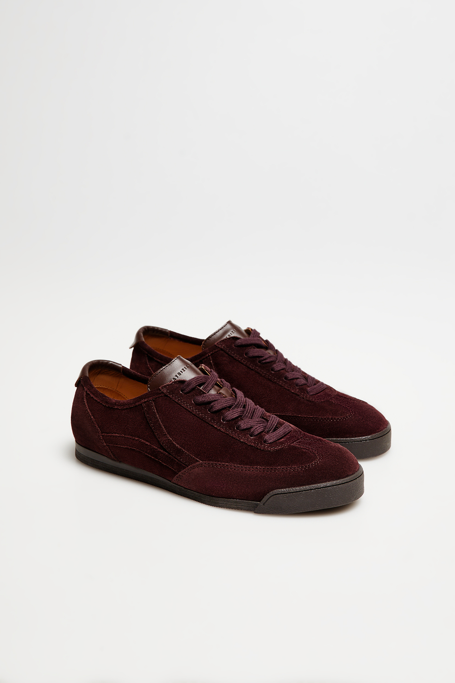 Sneakerși din piele moale de căprioară Sneakerși din piele moale de căprioară