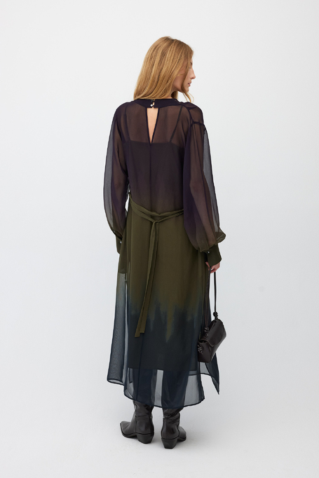 Rochie din mãtase cu imprimeu