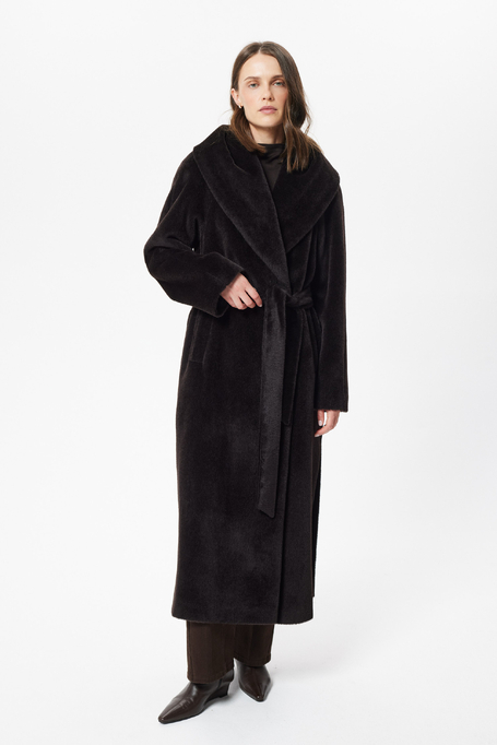 Palton maxi ciocolatiu cu alpaca baby suri - Patrizia Aryton