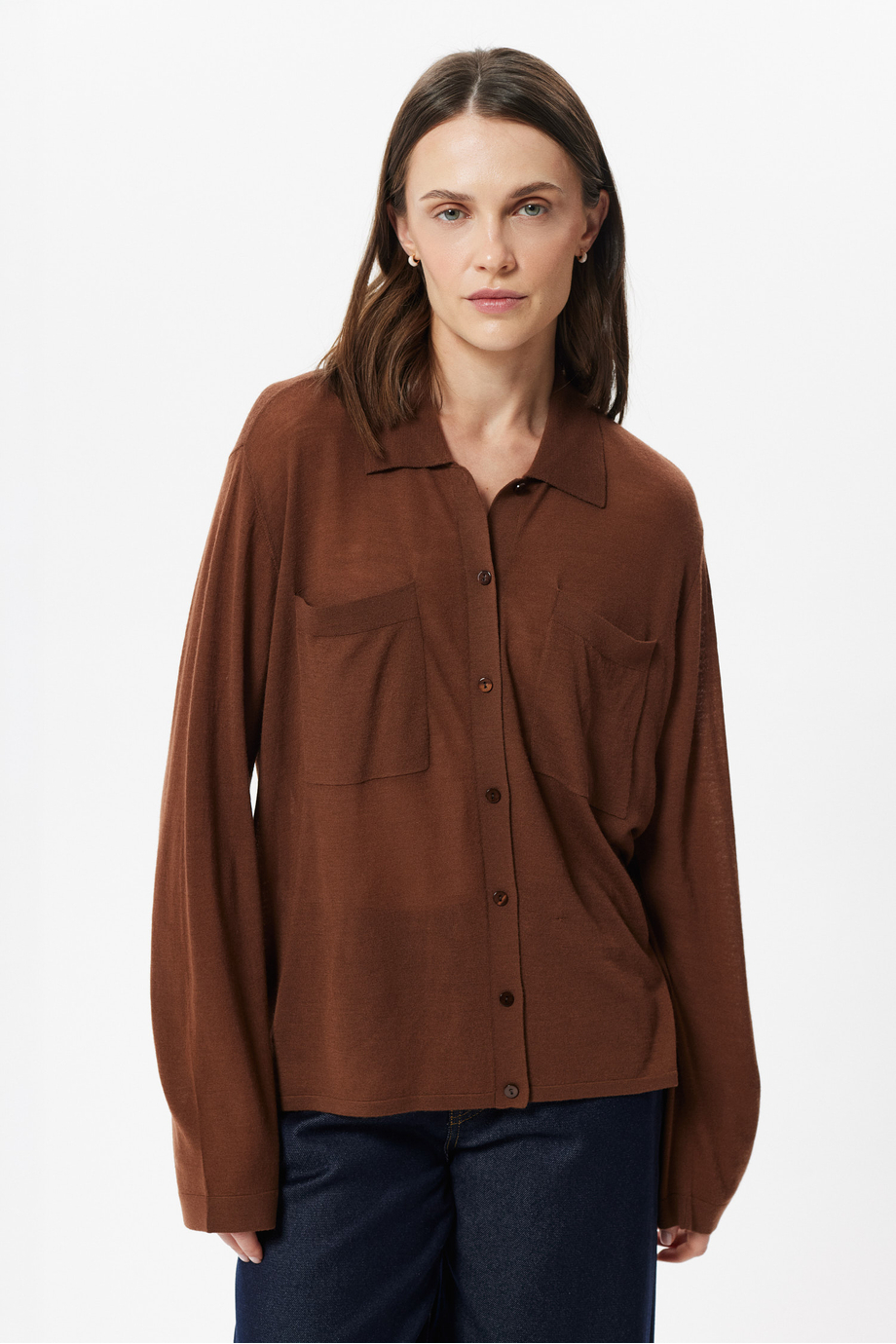 Cardigan maro din lână merinos Cardigan maro din lână merinos