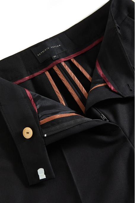 Pantaloni negri din bumbac pentru costum Pantaloni negri din bumbac pentru costum