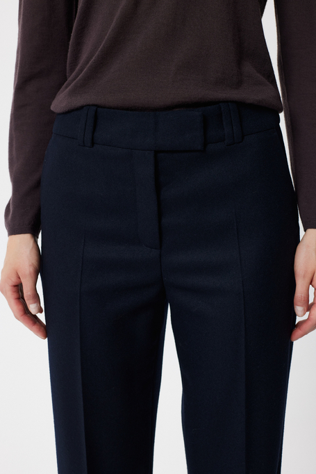 Pantaloni bleumarin evazați din lână virgină și cașmir