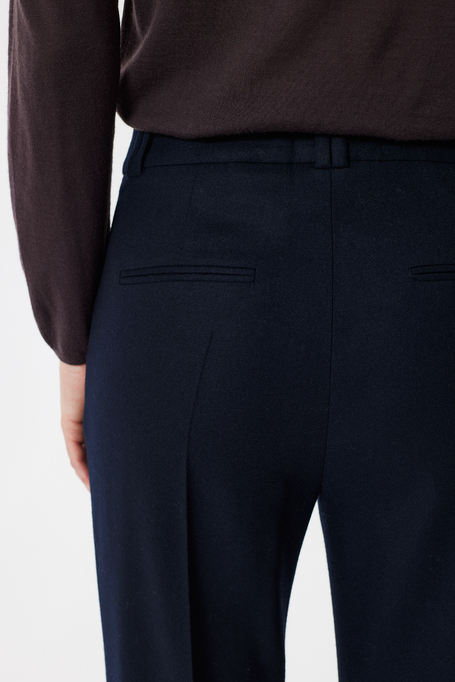 Pantaloni bleumarin evazați din lână virgină și cașmir