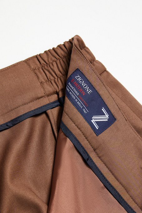 Pantaloni culotte maro din lână virgină