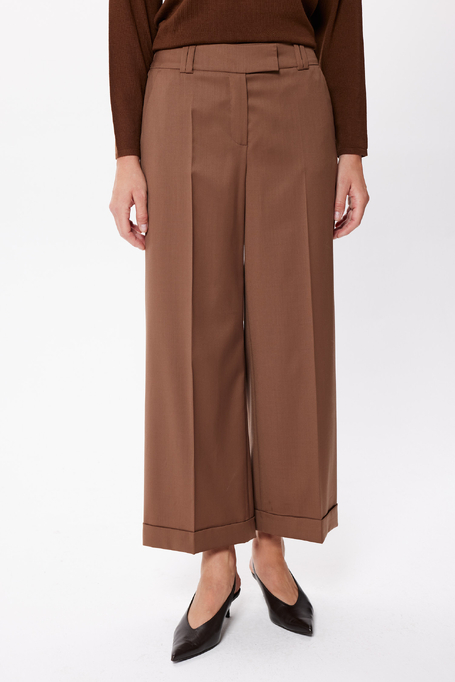 Pantaloni culotte maro din lână virgină