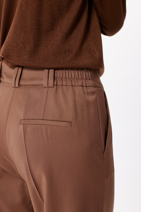 Pantaloni culotte maro din lână virgină