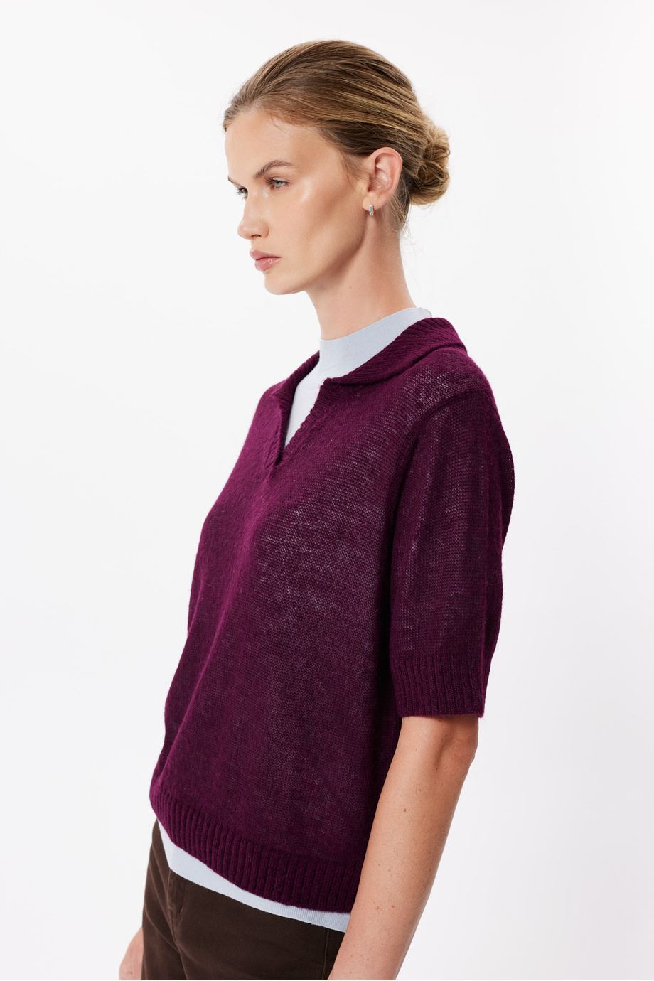 Pulover polo de culoarea vinetei, cu lână de alpaca Pulover polo de culoarea vinetei, cu lână de alpaca