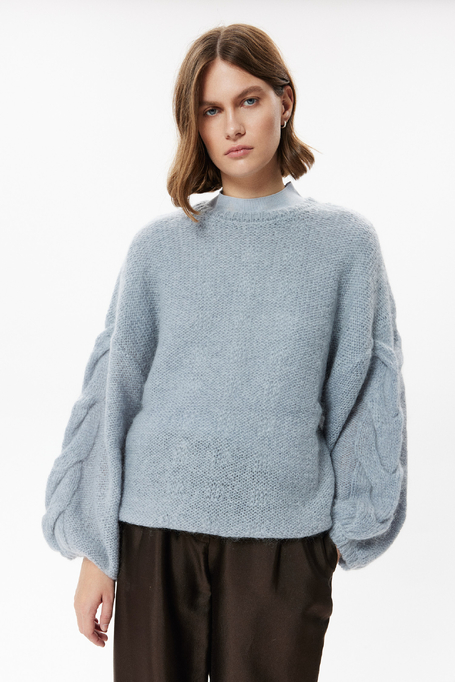 Pulover albastru deschis cu mohair